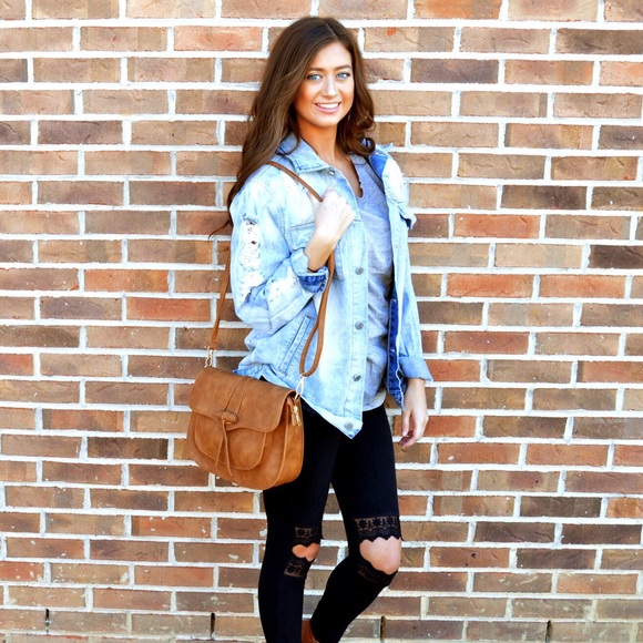 🎀New🎀 Lacey Romance Black Cut Out Knee Leggings - Picture 5 of 5